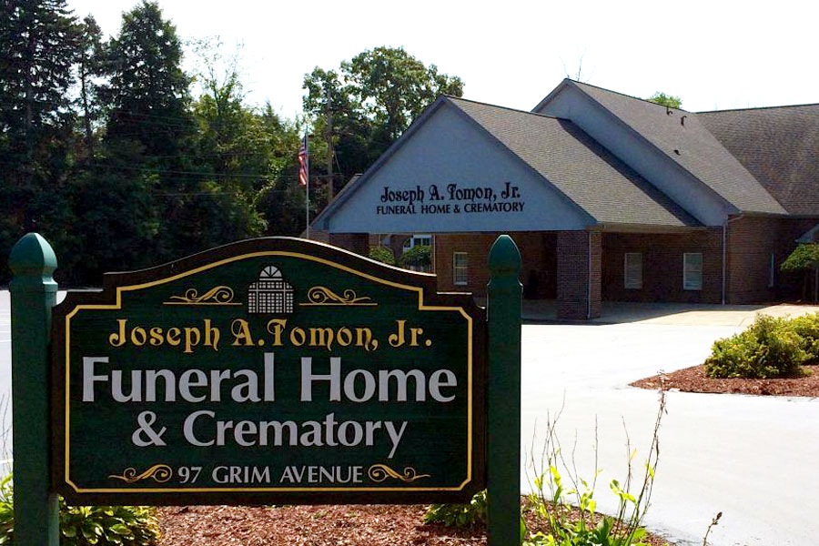 Joseph A. Tomon, Jr. Funeral Home & Crematory - Ellwood City, PA | Parting