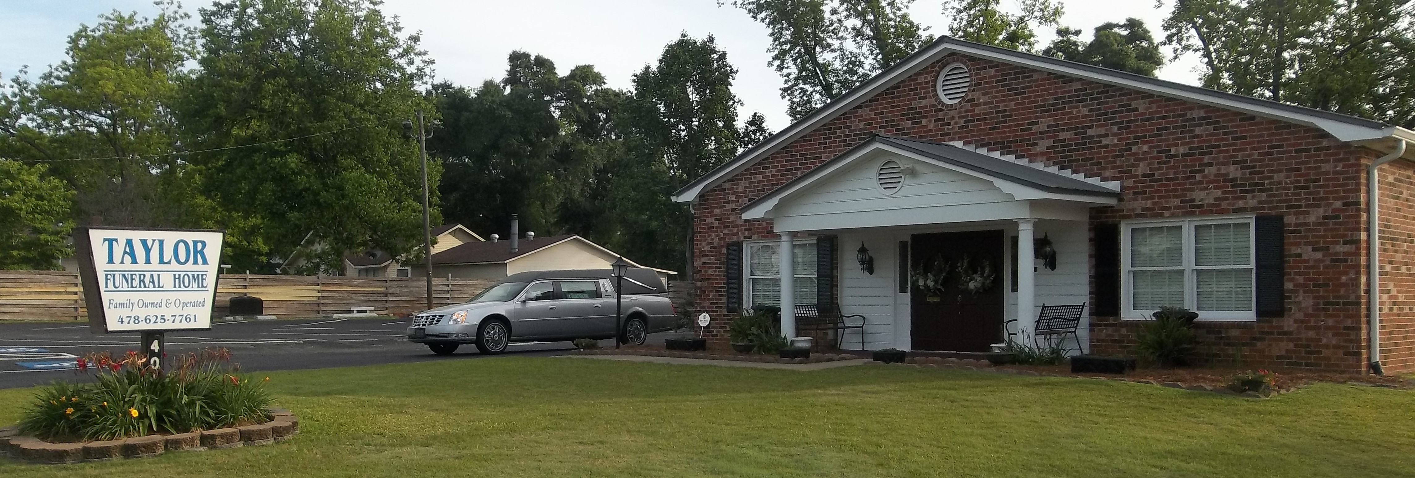 Dillow Taylor Funeral Home - h3vuj4x