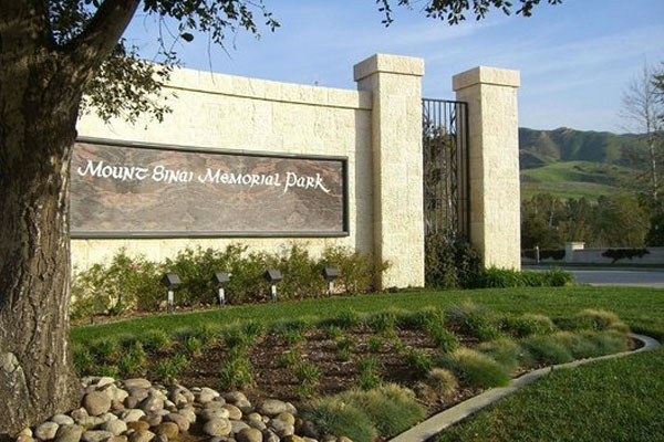 Mount Sinai Memorial Parks & Mortuaries - Simi Valley, CA | Parting